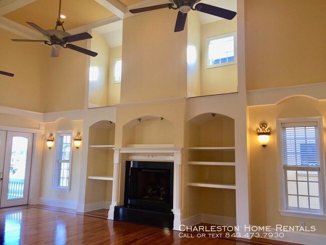 Building Photo - 5 bedroom in Hanahan SC 29410