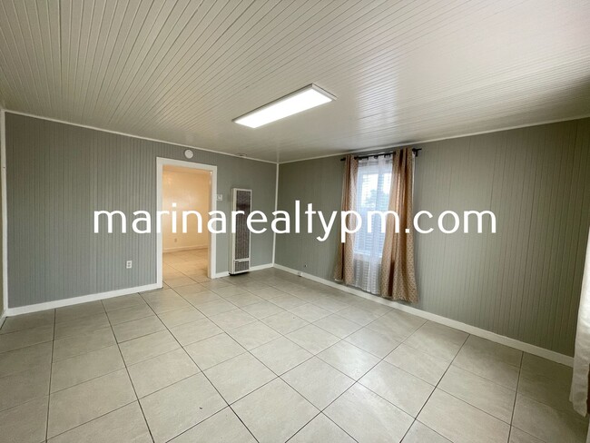 Foto del edificio - Welcome home to this 1 Bedroom 1 bath cozy...