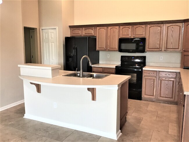 Foto del edificio - 404 Bayridge Ct