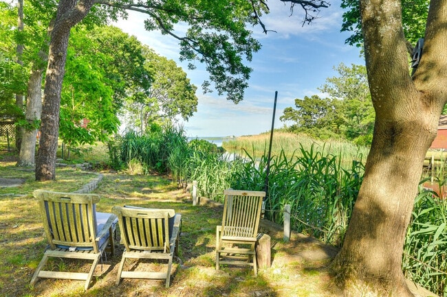 Building Photo - 67 Reeves Bay Trail