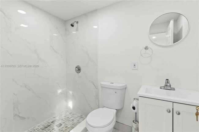 Building Photo - 4685 SW 33rd Dr