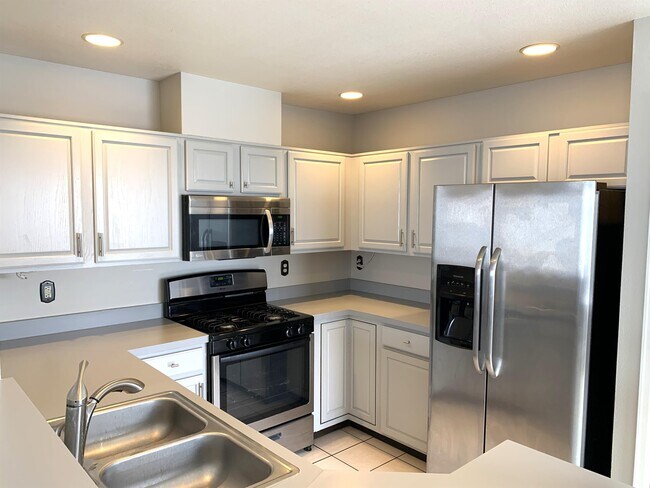 Foto del edificio - 4296 S Eldridge St