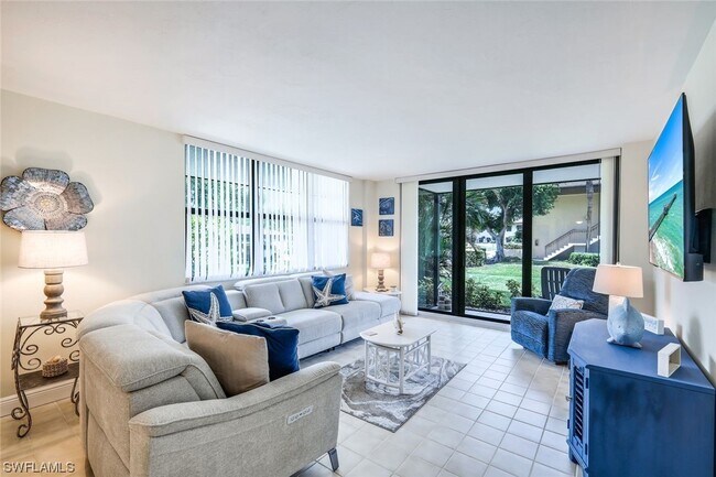 Foto del edificio - 591 Seaview Ct