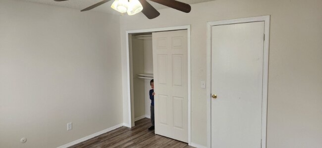 Foto del edificio - 1960 Eagle St