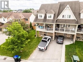 Building Photo - 1352 Coleman Cres