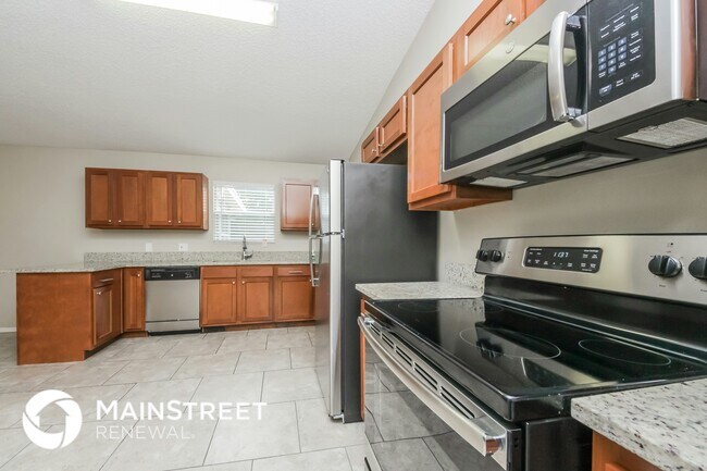 Building Photo - 1506 Kaylor Ct NE
