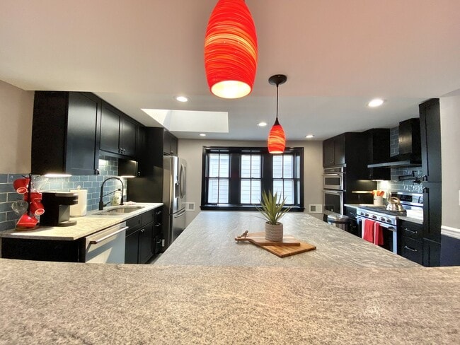 Foto del edificio - 712 N West St