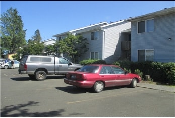 Building Photo - 995 Pacific Dr