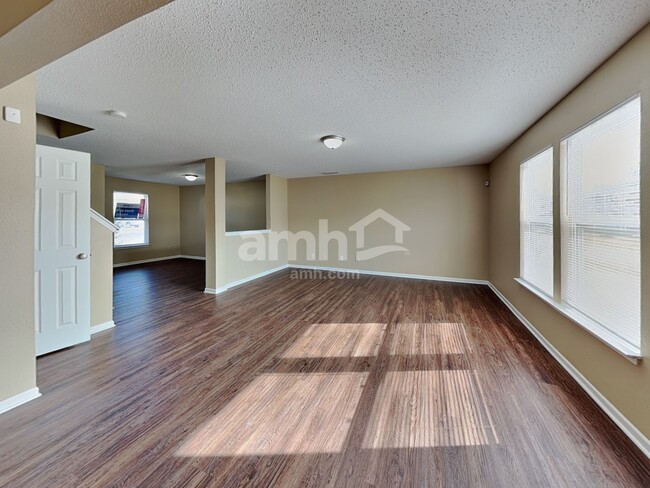 Building Photo - 6765 W Littleton Dr