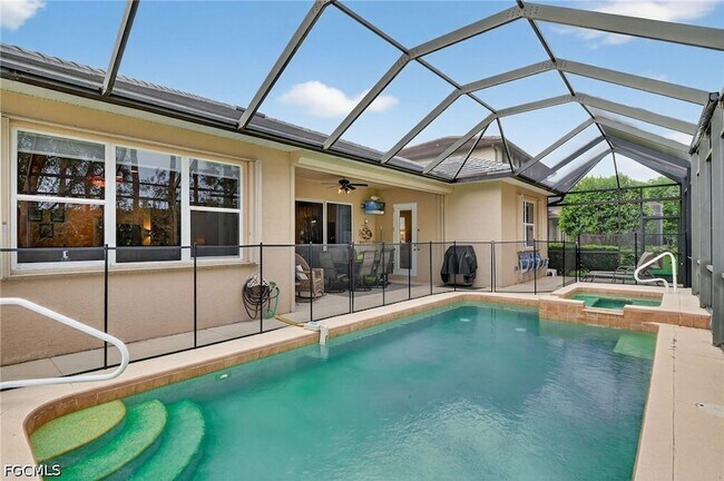 Foto del edificio - 11801 Pine Timber Ln