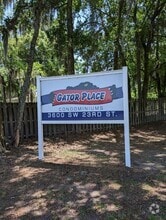 Building Photo - 3600 SW 23rd St