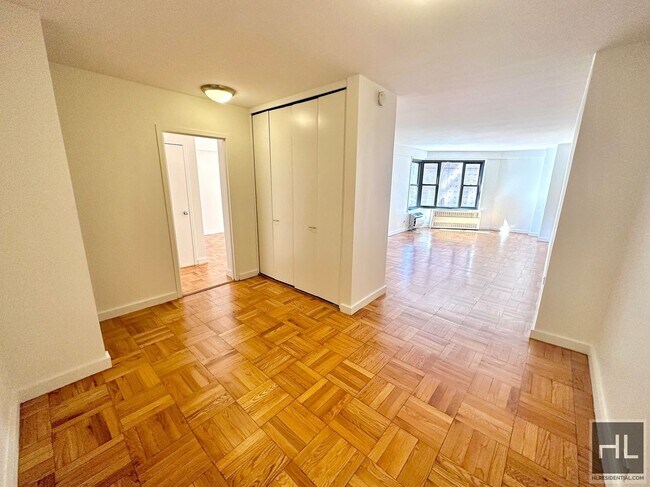 Foto del edificio - Fourth Avenue