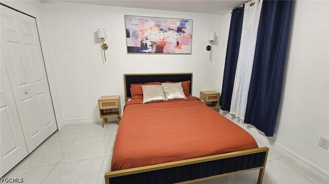 Foto del edificio - 816 Willard Ave