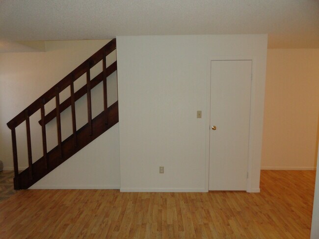 Building Photo - 3291 S Good Hope Cir