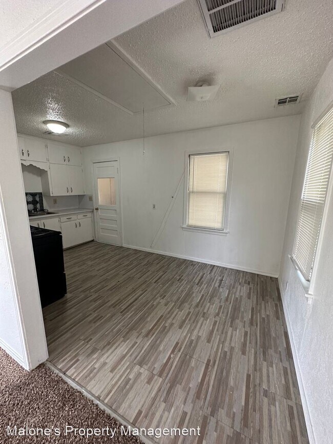 Building Photo - 2 br, 1 bath House - 5005 Asbury Ave.
