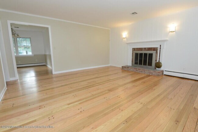 Building Photo - 115 Laurelwood Rd