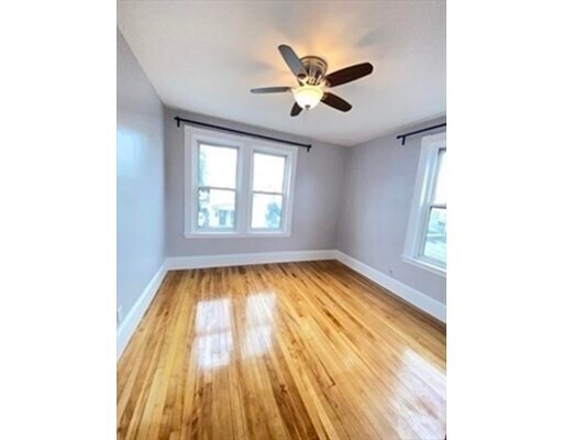 Foto del edificio - 385 Chatham St