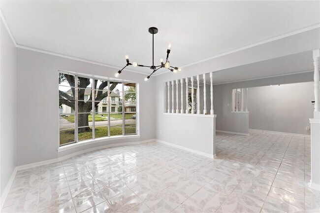 Building Photo - 7707 Claridge Dr