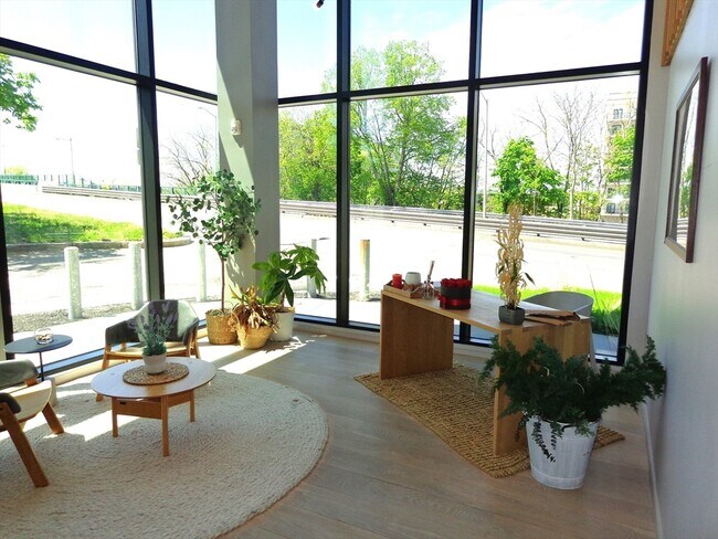 Foto del edificio - 57 Quincy Shore Dr