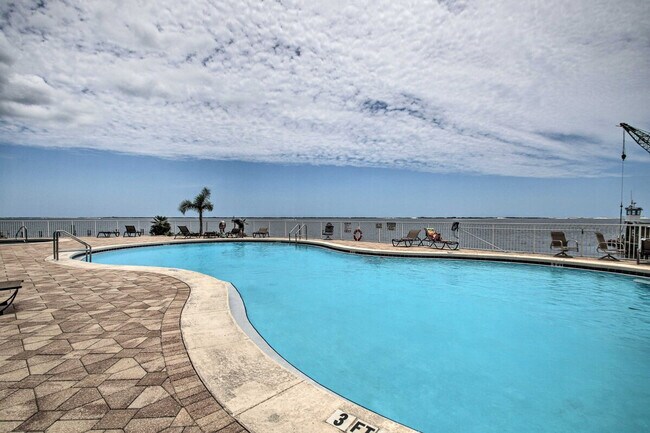 Foto del edificio - 4263 Bay Beach Ln