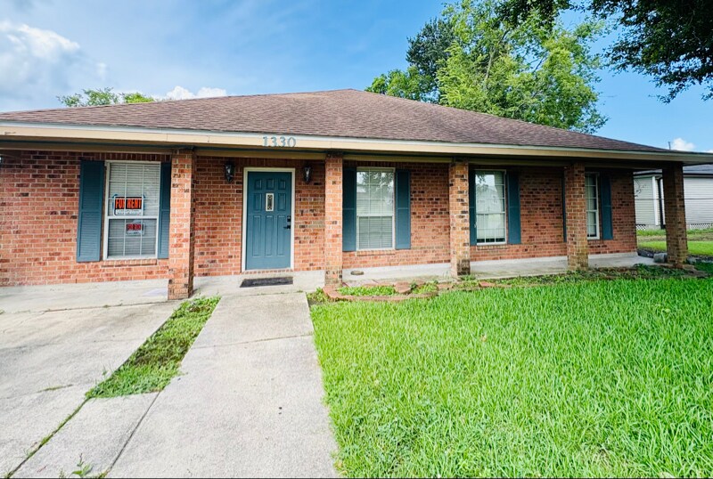 Foto principal - 1330 Horace St