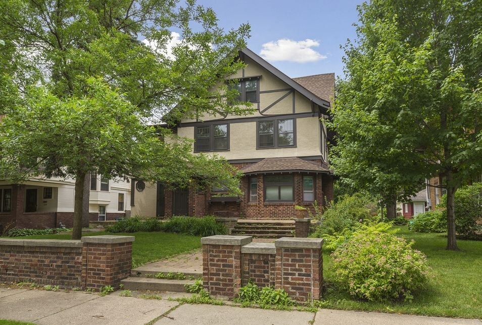 Foto principal - 111 Lexington Pkwy S
