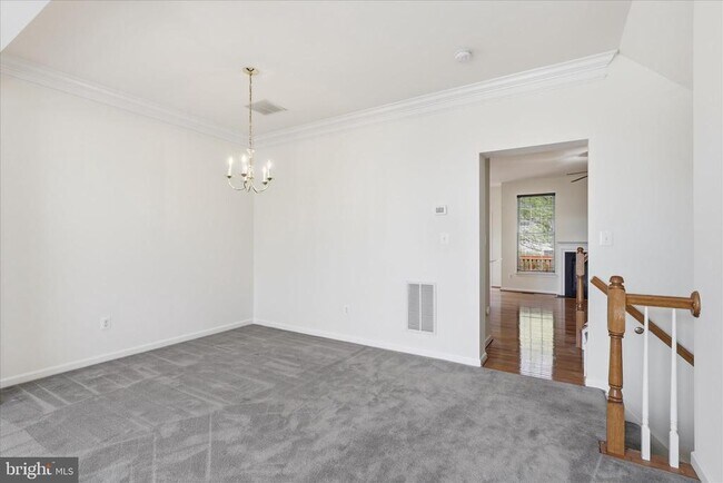 Foto del edificio - 25828 Kirkwood Square