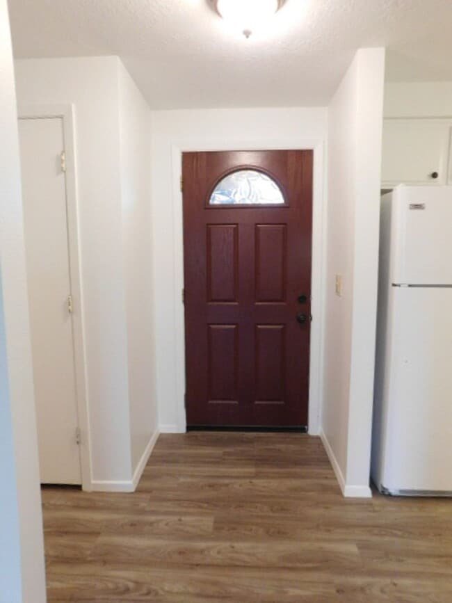 Foto del edificio - 3Bd/2Ba Single Story Home - Available to V...