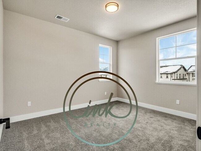 Building Photo - Brand New 3-Bed, 2.5-Bath Townhouse – Leas...