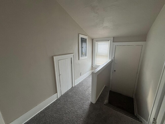 Building Photo - 15823 Princeton St