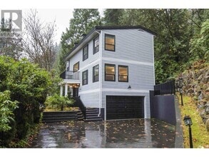 Building Photo - 5530 Greenleaf Rd
