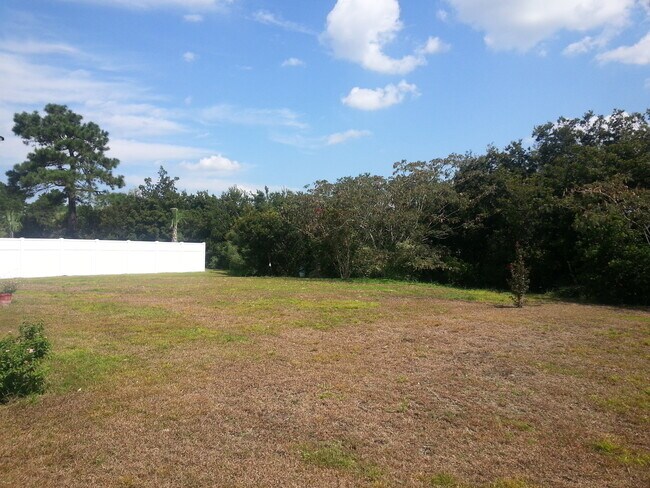 Foto del edificio - 3 Bedroom Large Home in Walkers Woods