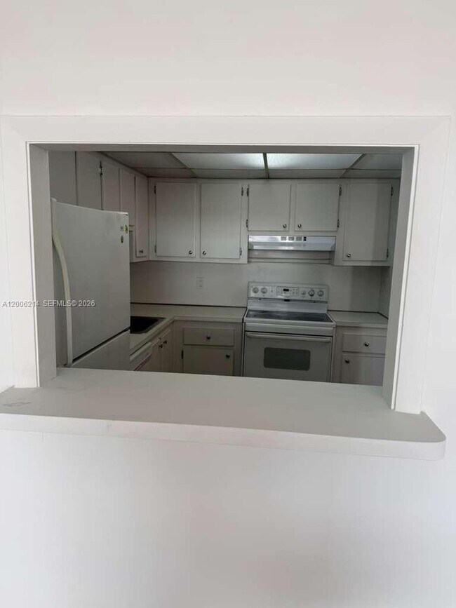 Foto del edificio - 1200 NE Miami Gardens Dr