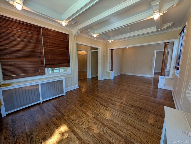 Building Photo - 56 Demarest Ave