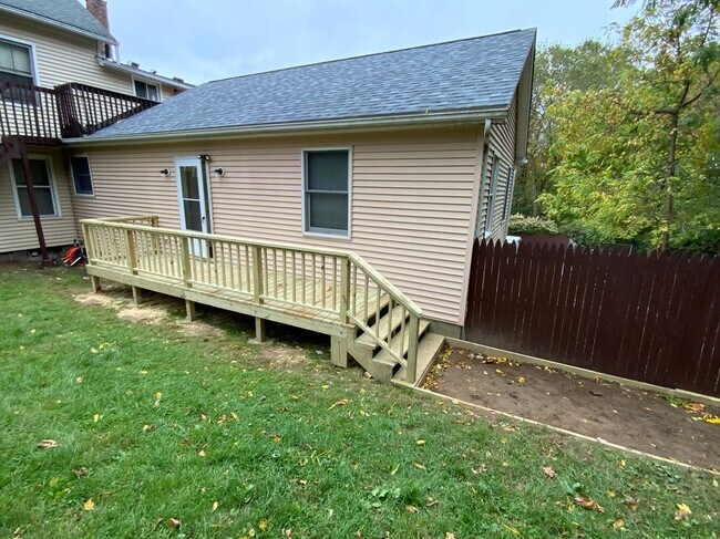 Foto del edificio - 50 Sunnyside Ave