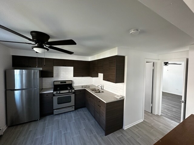 Foto del edificio - 3631 W 120th St