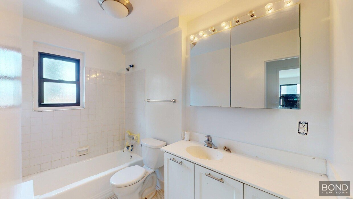 Foto del edificio - 236 E 36th St