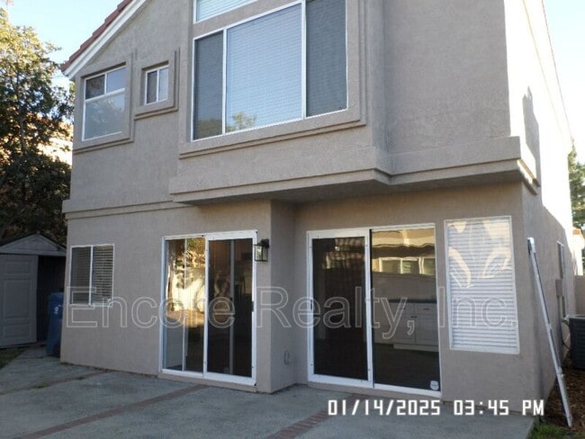 Building Photo - 2149 Bluewater Ln