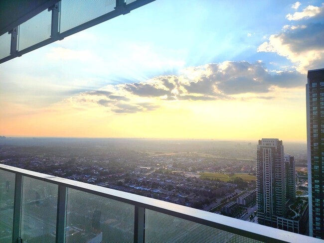 balcony- wraparound - 3883 Quartz Rd