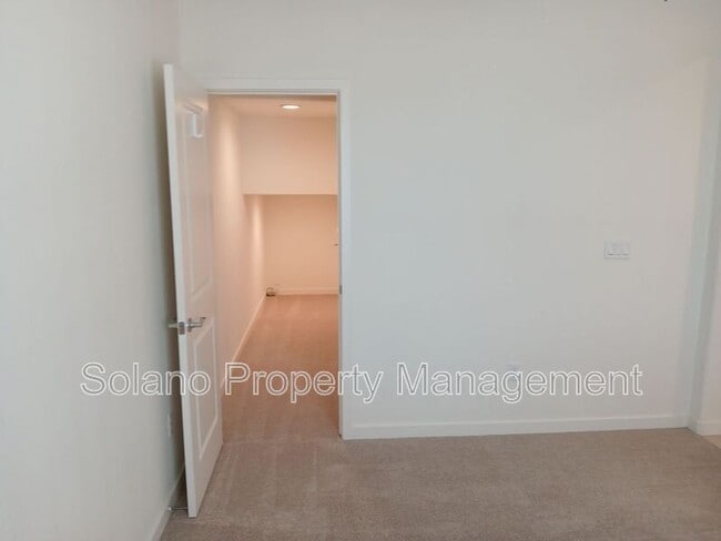 Foto del edificio - 1284 Warmth Ct