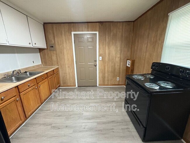 Foto del edificio - 1217 Devine St