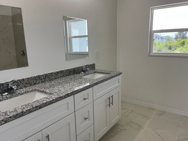Foto del edificio - Brand New 3br Home-Ready for move in!