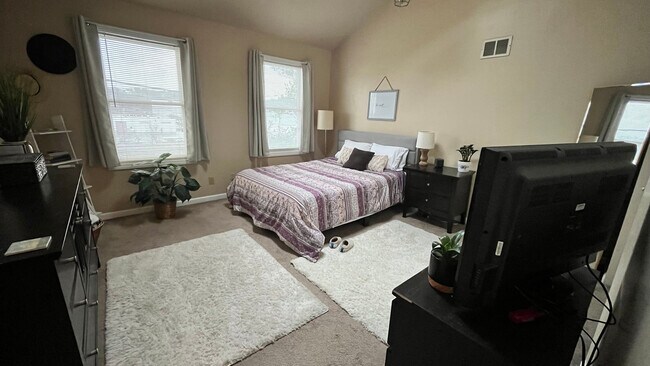 Foto del edificio - 3220 Jane St