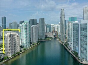 Building Photo - 888 Brickell Key Dr