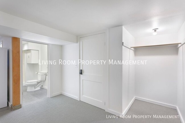 Building Photo - All Utilities Included In This Spacious St...