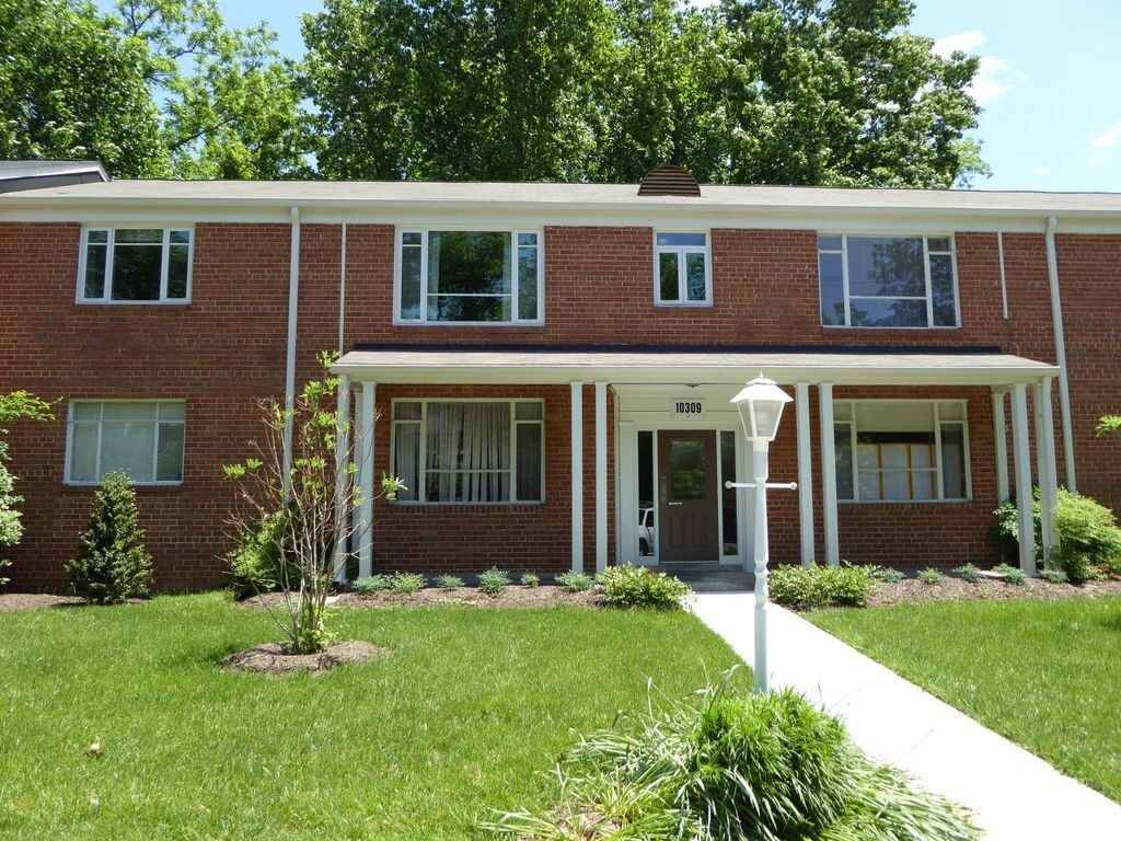 10309 Montrose Ave Unit 201, Bethesda, MD 20814 Condo for Rent in Bethesda, MD