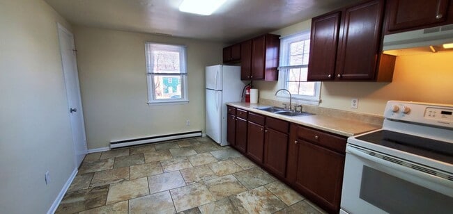 Foto del edificio - 221 Fletcher St