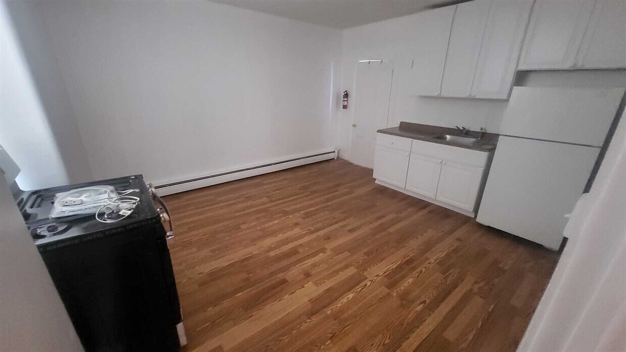 6019 NY82 Unit 7, Stanfordville, NY 12581 Room for Rent in