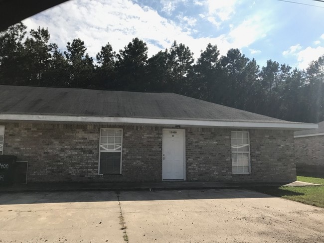 Building Photo - 12391 Jackson Dr