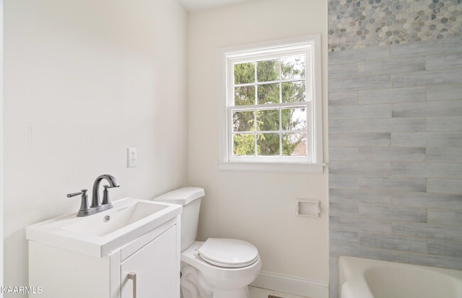 bathroom - 702 Ben Hur Ave